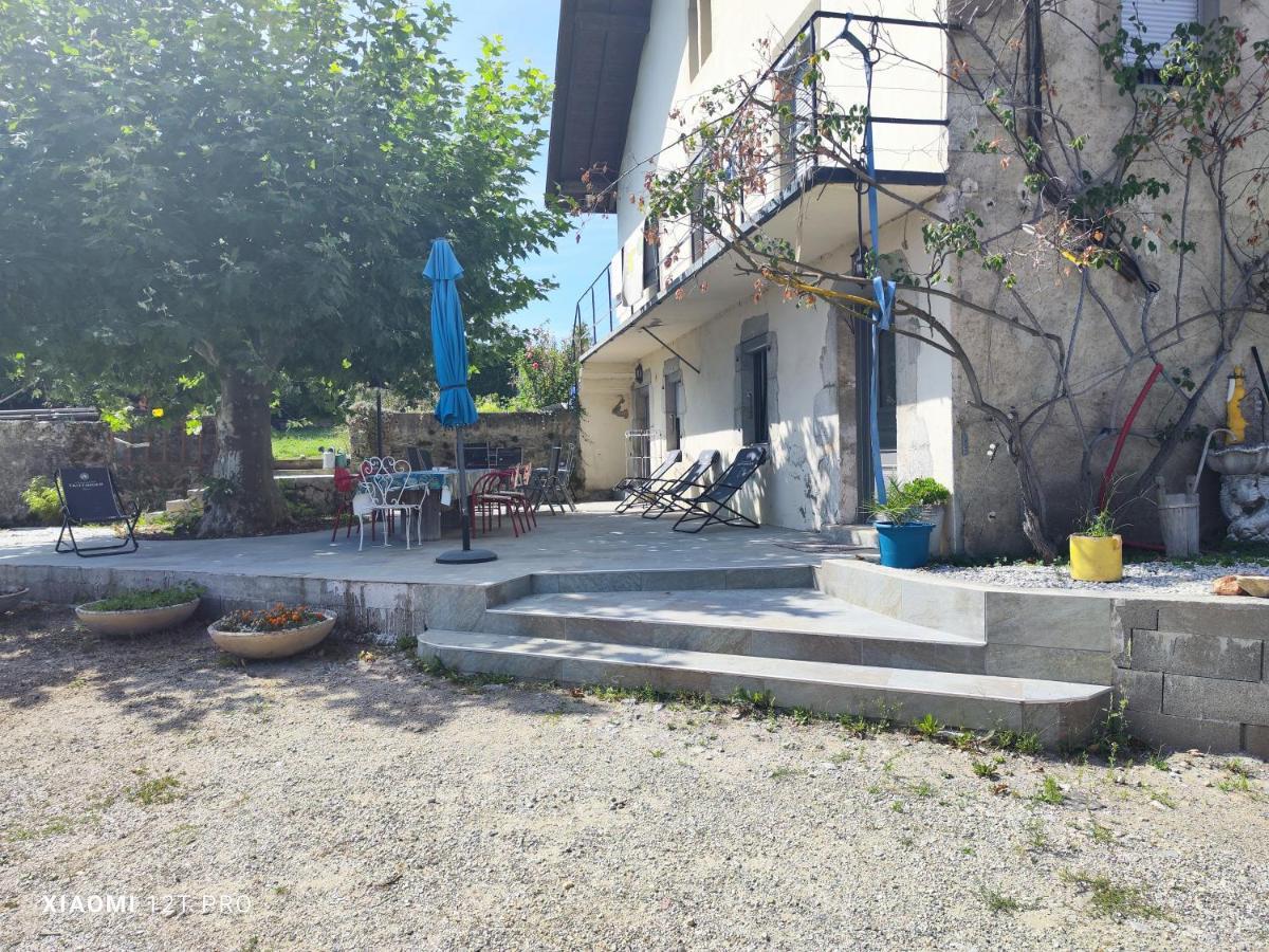 Appartement Renovee Dans Maison Ancienne Amancy ภายนอก รูปภาพ